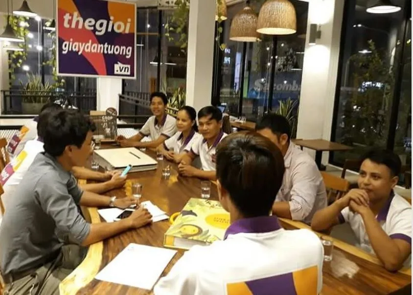 Địa chỉ bán giấy dán tường quận Tân Phú uy tín, giá rẻ.
