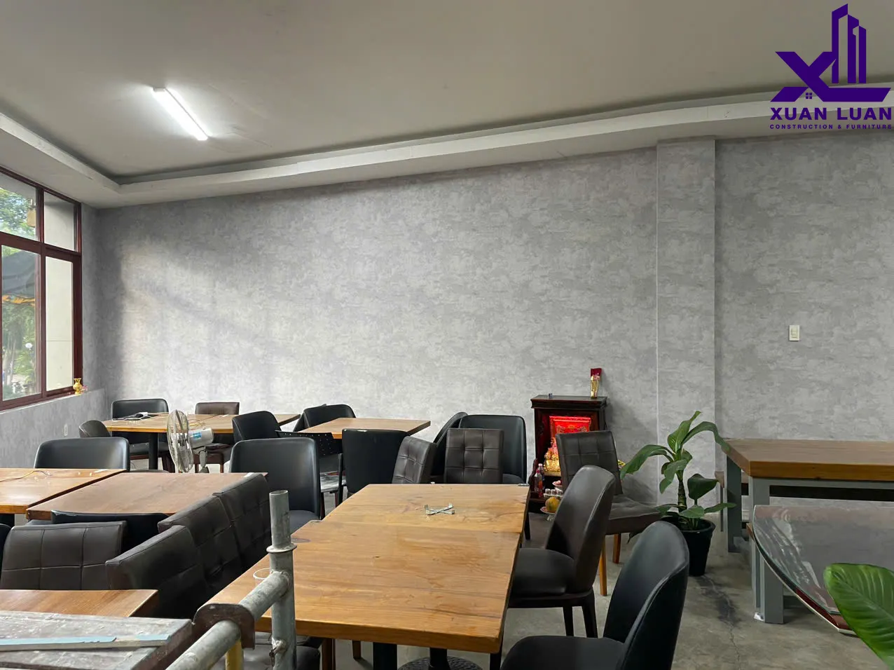 Thi công giấy dán tường quận 5 uy tín, chuyên nghiệp giá rẻ.