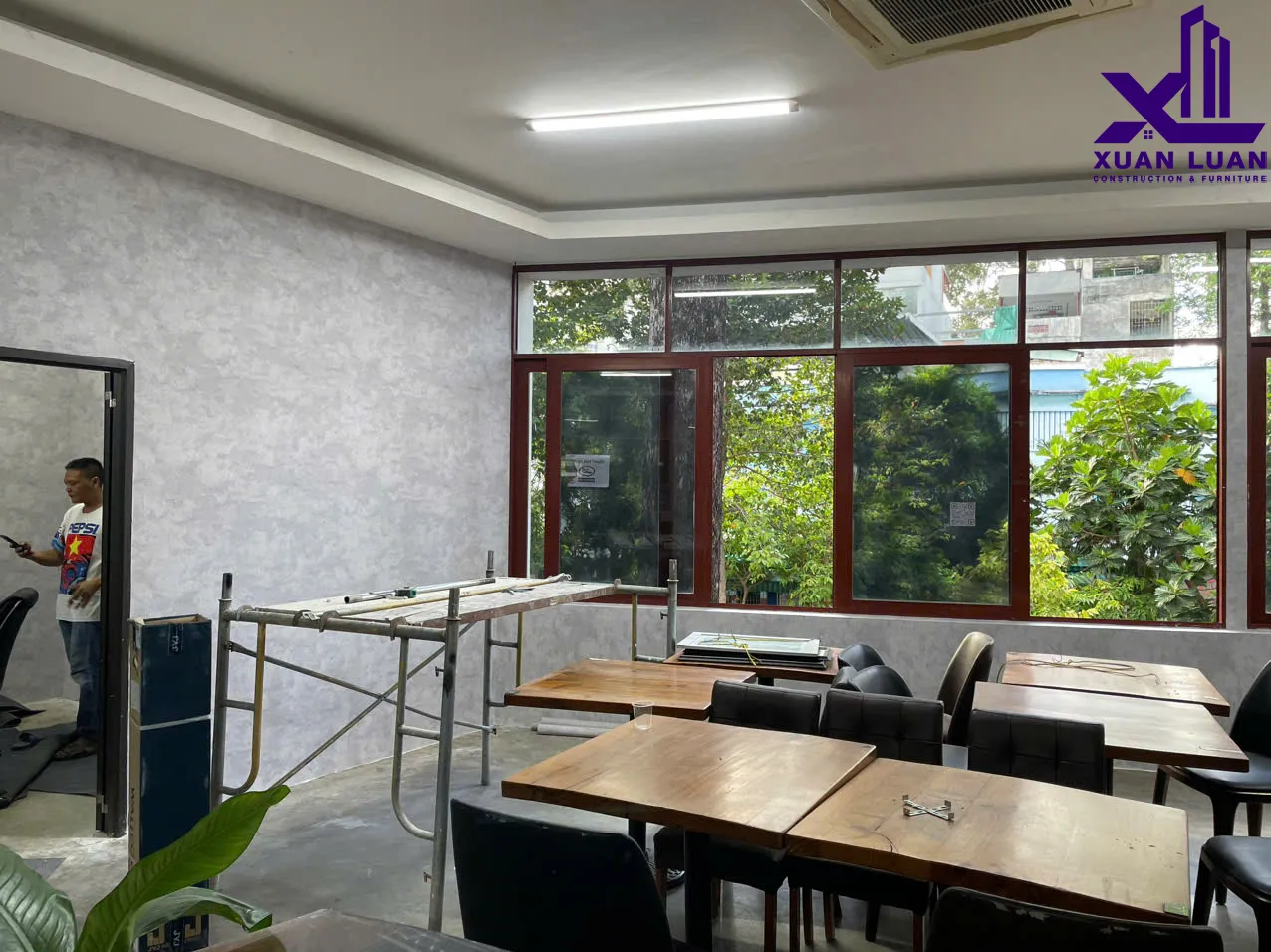 Thi công giấy dán tường quận 5 uy tín, chuyên nghiệp giá rẻ.