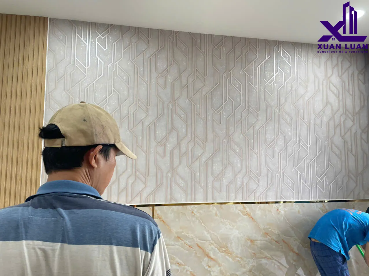 Thi công giấy dán tường tại Dĩ An, Bình Dương